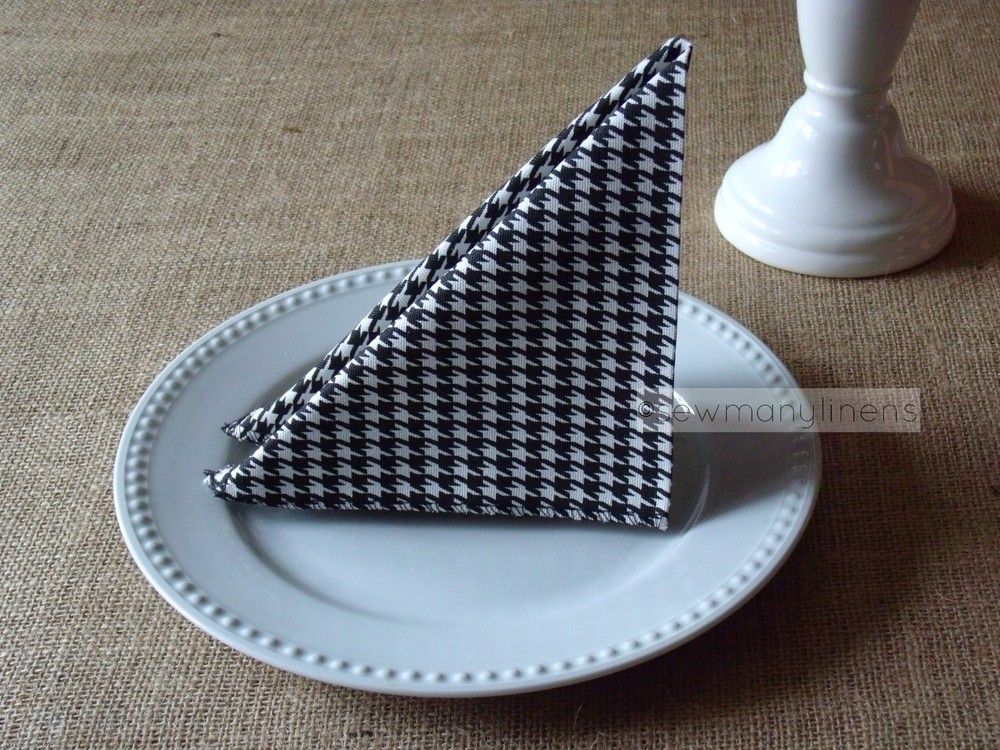 Black and White Napkins Wedding Decor Table Centerpiece Retro Houndstooth Napkin