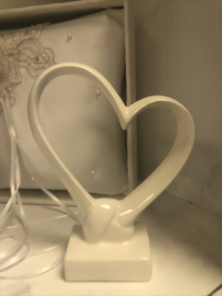 6” Love Knot Heart Framed Romantic Theme Wedding Cake Topper