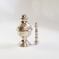 Handmade Moroccan Silver Perfume Bottle – Antique Style Decorative Gift – Unique