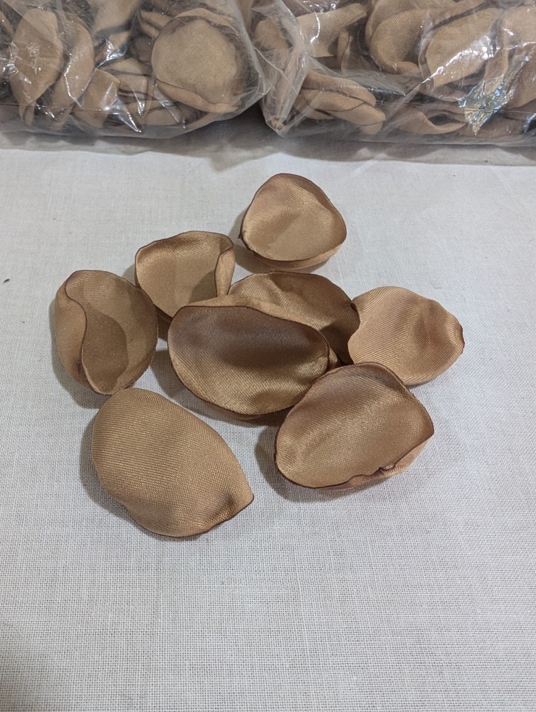 800 Matte Silk Rose Petals Round Artificial Flowers Table Confetti Party Events
