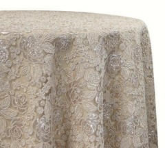 4 wedding tablecloths. bundle. FREE napkins FREE chair sashes.  Complete set