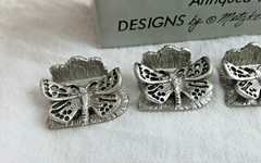4 BUTTERFLY PEWTER VTG 1975 METZKE SINGLE BUSINESS CARD DESK TABLE STAND DISPLAY
