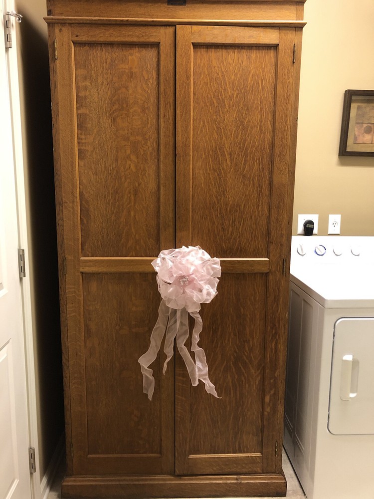 30 Blush Light Pink Pew Bows with Pearl Center Detail