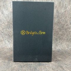 Bridgets of Erin Celtic Claddagh Etched Champagne Flutes Pair