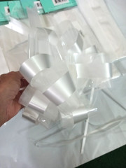 White Pew Bows with tulle. 12 Large Wedding Pew Bows Wedding Aisle Decorations