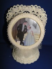 New Elegant Wedding ivory Picture Frame Caketop with decored heart Backing #138