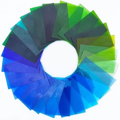 LITMIND 24 Sheets Transparent Stained Glass Sheets – Blue & Green Gradient
