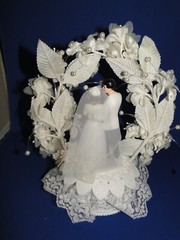 New Vintage Wilton MOONLIT SNOW Wedding Cake Top, Black Suit # 114-201