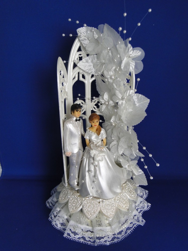New Elegant Vintage Chapel Window Bride & Groom Wedding caketopper #395