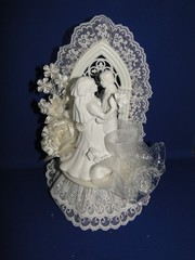 New Vintage White Porcelain Dancing Bridal Couple , Chapel Window Caketop #310