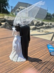 Vintage Wedding Cake Topper Bride Groom Figurine Veil Classic Couple Decor