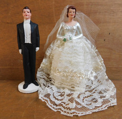 Vintage 1950 Bride Groom Cake Topper Wm Lewin Lace Skirt