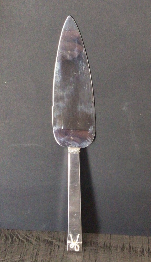 Vera Wang Love Knot Pie Server 12” Long Stainless Steel