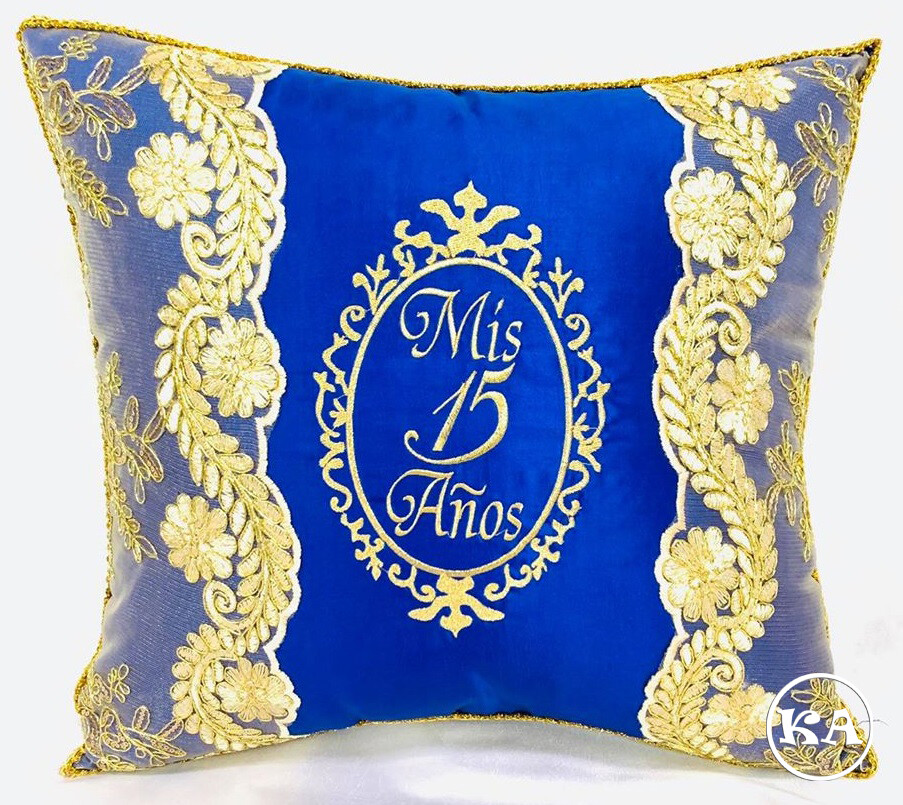 NEW! Quinceanera Kneeling pillow Royal Blue with gold – cojin de quinceanera