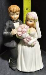 Porcelain Dancing Bride & Groom Cake Topper Unsigned