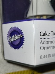Wilton Clay Bride And Groom Cake Topper 202-100 6.44″ NIB BOX DAMAGED SEE PICS