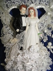New Elegant & Absolutely Stunning Porcelain Bridal Couple Wedding CakeTop # 147