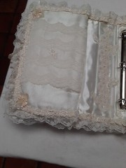 White Lace Satin Cloth Beaded Padded Wedding Photo Album Handmade VTG 15/10