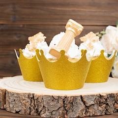 25 GOLD Glittered Crown Paper Cupcake Liners Muffin WRAPPERS Party Decorations