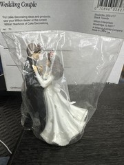 1995 Wilton First Dance Wedding Couple Topper 202-411 * 6″ high