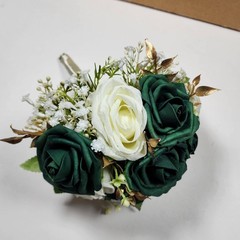 Elegant 7″ Bridesmaid Bouquets Set of 6 – Emerald White Roses Gold Accents