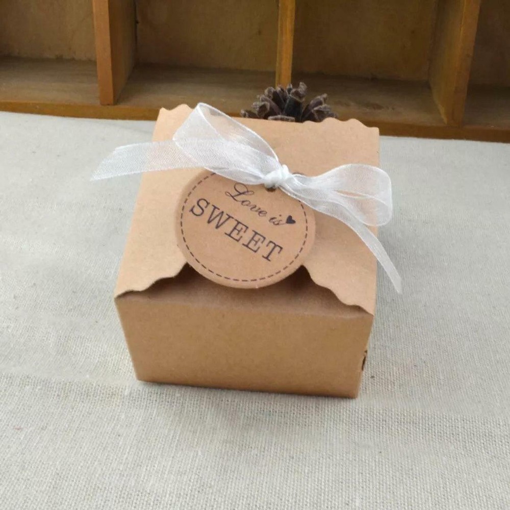 100x mini Kraft Wedding Gift Favor Boxes with Ribbon and «love is sweet» Tags