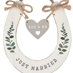 ‘Just Married’ Wedding Horseshoe White with Hanging Heart