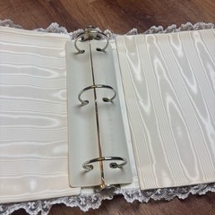 VINTAGE 1980’S WHITE PADDED HANDMADE WEDDING ALBUM LACE PEARL BEADS FLORAL