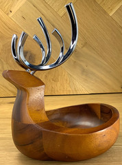 Nambe Holiday Reindeer Dish Bowl MT0887 Acacia Wood Alloy Antlers