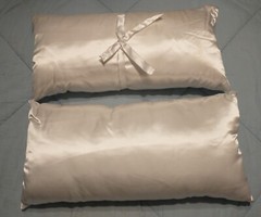 Set 2 Tie Back 20″ x 9″ Polyester Satin Kneeling Pillows White Wedding Boda Lot