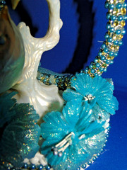 New Elegant Handmade Aqua & Gold Rhinestones Kissing Love Birds Cake topper #152