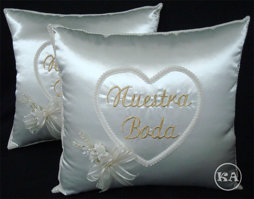 NEW Wedding Kneeling Pillow Set White – Conjines Para Boda Blancos (2 pcs)