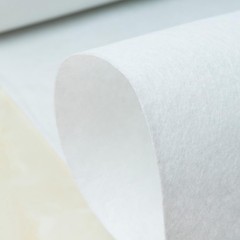 Transform Your Event with a 24″ x 15′ White Aisle Runner for Elegant Entrances