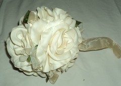 FLOWER GIRL HALO AND ROSE BALL WEDDING FLOWERS