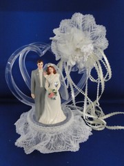 New Wilton Designer Series «I Do» Grey Tux Wedding Cake Top # 0101-1779