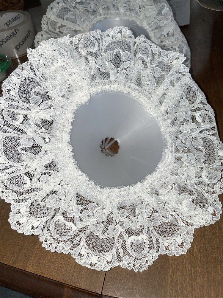 Lot of nine wedding decorations,