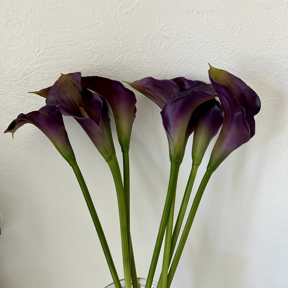 EUC REAL TOUCH PURPLE/GOLD CALLA LILY FLOWER – 8 STEMS 18” Tall