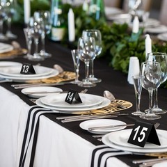 Tuanse Table Numbers 1-25 Acrylic Double 2.5 x 2.17 x 2 inches, Black, White