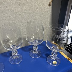 Crystal Glasses 2 Wine, 3 Goblets