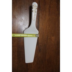 Andrea by Sadek White Porcelain Cake Server Gold Scroll Handle Japan Vintage