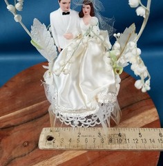 VTG Bride & Groom Wedding Cake Topper/Ornament W/ Church Bell