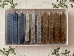 RECOLLECTIONS SEALING WAX STICKS 10 PC HANUKKAH HOLIDAY COLORS BLUE SILVER GOLD