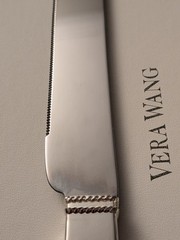 LOVE KNOTS BY VERA WANG CAKE KNIFE, AND SERVER SET GIFT BOX INCLUDED PREOWNED