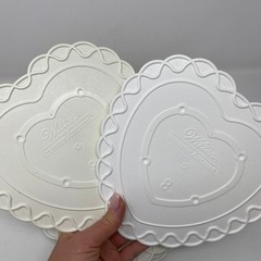 5 Wilton 14″, 10″, 8″ Heart Cake Separator Plates Scalloped Decorator Preferred
