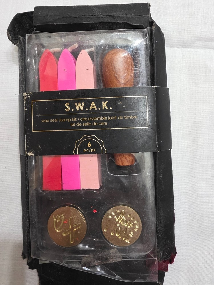 American Crafts SWAK Wax Seal Kit 1-Rose & 1-Sunflower Coin Design