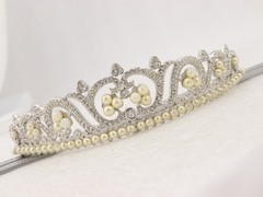 Used-v.g. SWAN SWAROVSKI PRINCESS PEARLS TIARA 1503308 – Wedding – Bridal – Prom