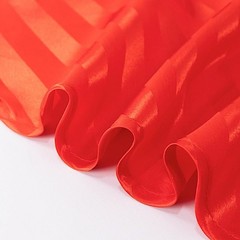 Balsa Circle 120 in Red Stripes Satin Round Tablecloth 120″ (Round),