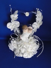 New Elegant Vintage Caketop with Bride/Groom with acrylic hearts white decor 303