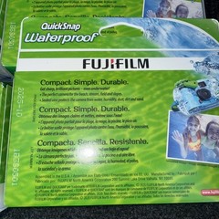 4X Underwater Camera Waterproof Fuji Quicksnap 27 Exposure Fujifilm NEW 10/25