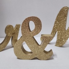 GOLD Glittered Wooden Mr & Mrs Freestanding Wedding Table Display (2 Glue Spots)